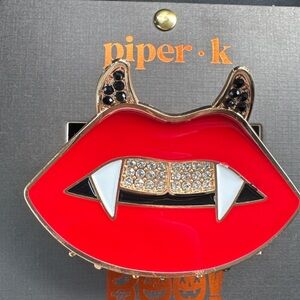 😈 Piper K Red Vampire Lips Hair Clip | Sparkle Fangs Halloween Accessory
